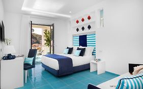 Yourhome - Sersale Suites